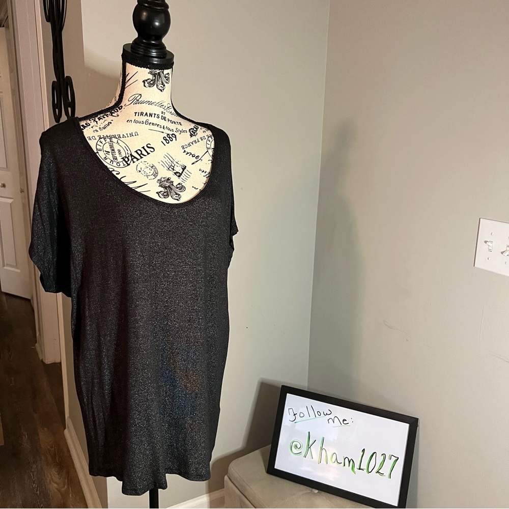Venus Dolman Top Black Shimmer Sz L